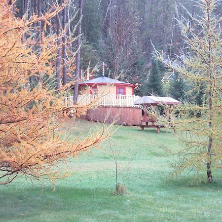 La Maison Sous Les Arbres Saint Roch de Mekinac Exterior photo